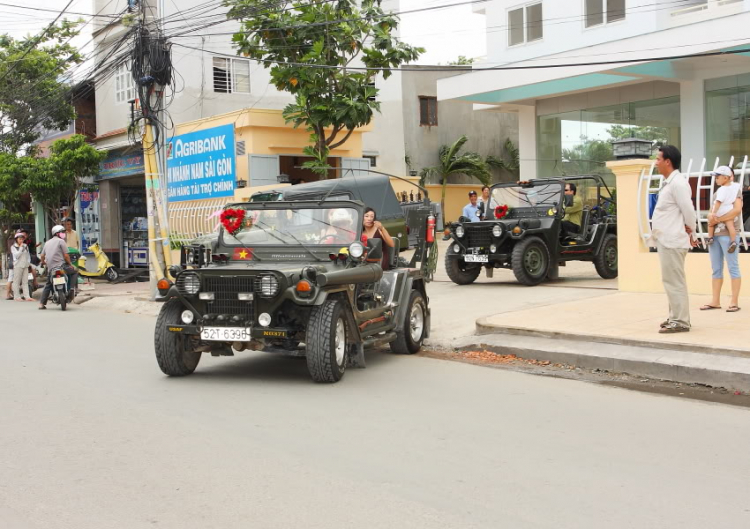 Xe Jeep 4x4 WD, lọai A2.