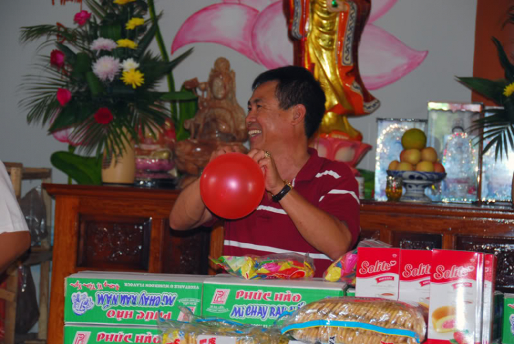 Hình ảnh công tác từ thiện của TFC ở chùa Bửu Thắng và trường Vi Nhân (BMT) 15/08/09