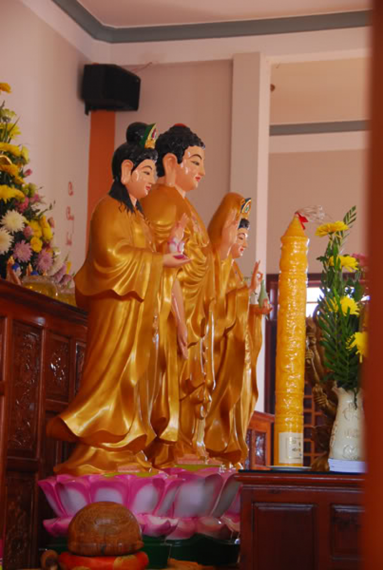 Hình ảnh công tác từ thiện của TFC ở chùa Bửu Thắng và trường Vi Nhân (BMT) 15/08/09