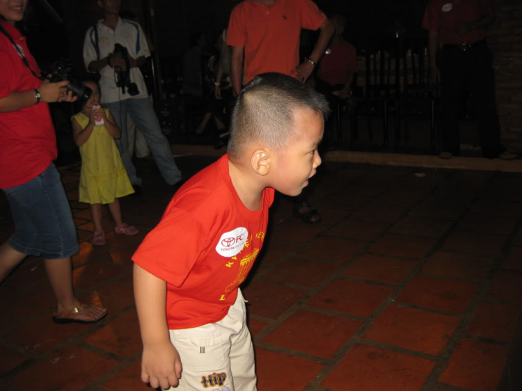 Hình ảnh Đêm giao lưu Nối vòng tay lớn tại BMT 14/08/09 Hình ảnh Đêm giao lưu Nối vòng tay lớn tại BMT 14/08/09