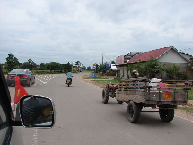 Craravan HoChiMinh=LuangPraBang 5-12/8/2009