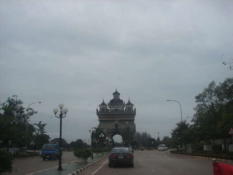 Craravan HoChiMinh=LuangPraBang 5-12/8/2009 Craravan HoChiMinh=LuangPraBang 5-12/8/2009