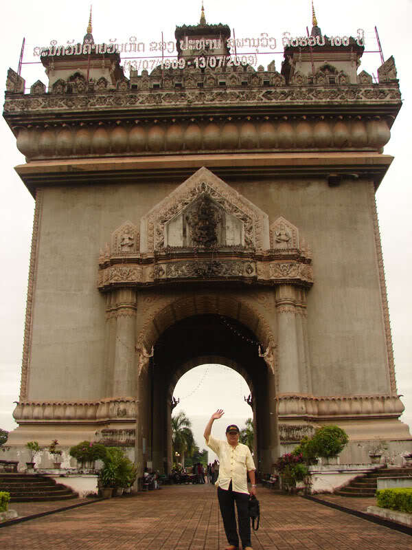 Craravan HoChiMinh=LuangPraBang 5-12/8/2009