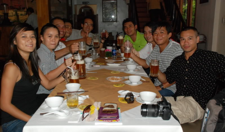 "Bộ tứ huyền ảo" thân mời các bác tham dự buổi tiệc rửa Cup OTC hoành tráng tại nhà hàng Lan Anh "Bộ tứ huyền ảo" thân mời các bác tham dự buổi tiệc rửa Cup OTC hoành tráng tại nhà hàng Lan Anh