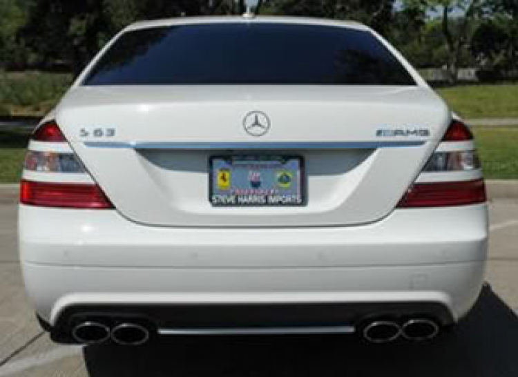 Cần Kiếm S63 AMG Màu trắng Hàng Lướt hic Cần Kiếm S63 AMG Màu trắng Hàng Lướt hic
