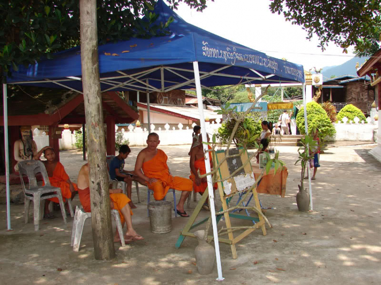 Craravan HoChiMinh=LuangPraBang 5-12/8/2009