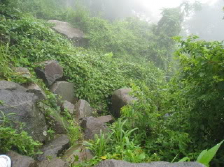 CN, 06/09/2009 - Rủ Rê Leo Núi Bà Đen - Tây Ninh