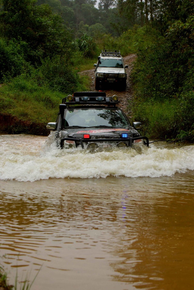 Off road kết hợp cứu trợ Đưng K'Nớ