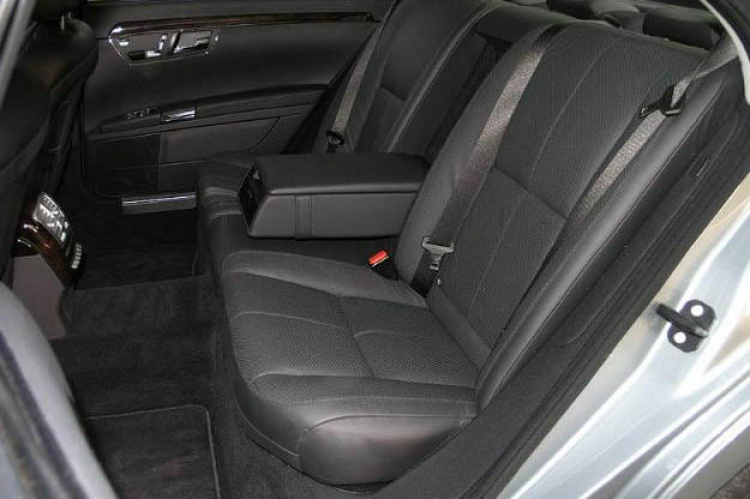 S - Class 2010 Đầu Tiên Tại Việt Nam