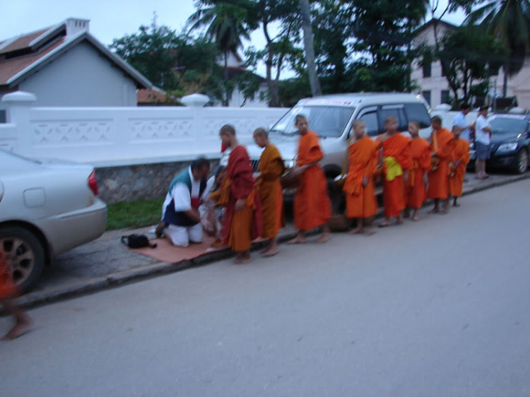 Craravan HoChiMinh=LuangPraBang 5-12/8/2009