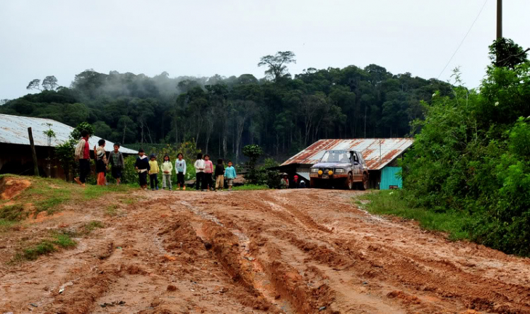Off road kết hợp cứu trợ Đưng K'Nớ Off road kết hợp cứu trợ Đưng K'Nớ