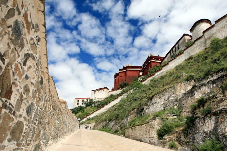Tây Tạng - Bồng bềnh cùng mây trắng.