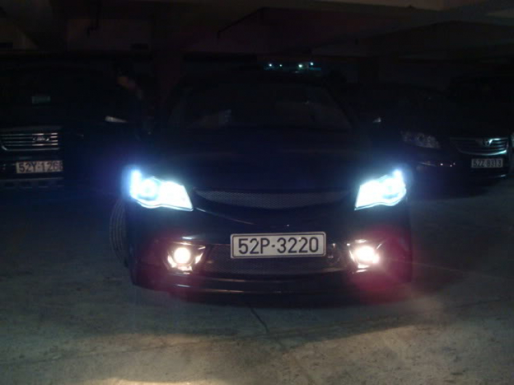 Đổi đèn Bi-Xenon cho E200k 2009