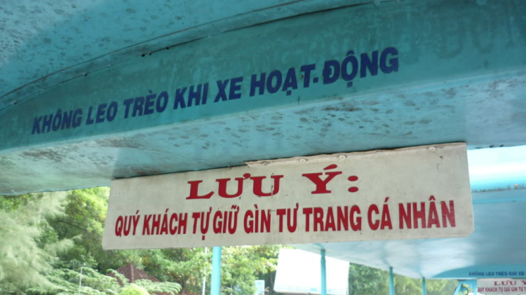 Núi Bà Đen, Tòa Thánh TN và Chùa Hoằng Pháp.