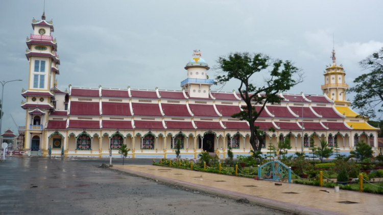 Núi Bà Đen, Tòa Thánh TN và Chùa Hoằng Pháp. Núi Bà Đen, Tòa Thánh TN và Chùa Hoằng Pháp.