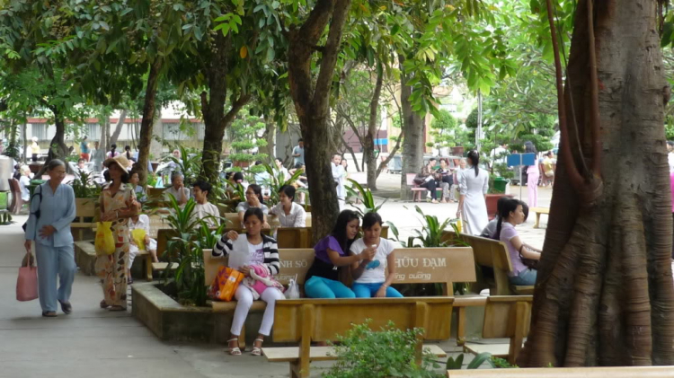Núi Bà Đen, Tòa Thánh TN và Chùa Hoằng Pháp. Núi Bà Đen, Tòa Thánh TN và Chùa Hoằng Pháp.