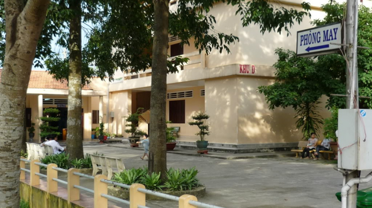Núi Bà Đen, Tòa Thánh TN và Chùa Hoằng Pháp. Núi Bà Đen, Tòa Thánh TN và Chùa Hoằng Pháp.