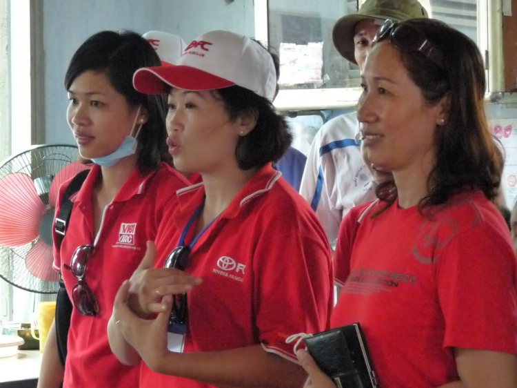 Hình ảnh chuyến CTXH 27/09/2009 Tại Bình Dương