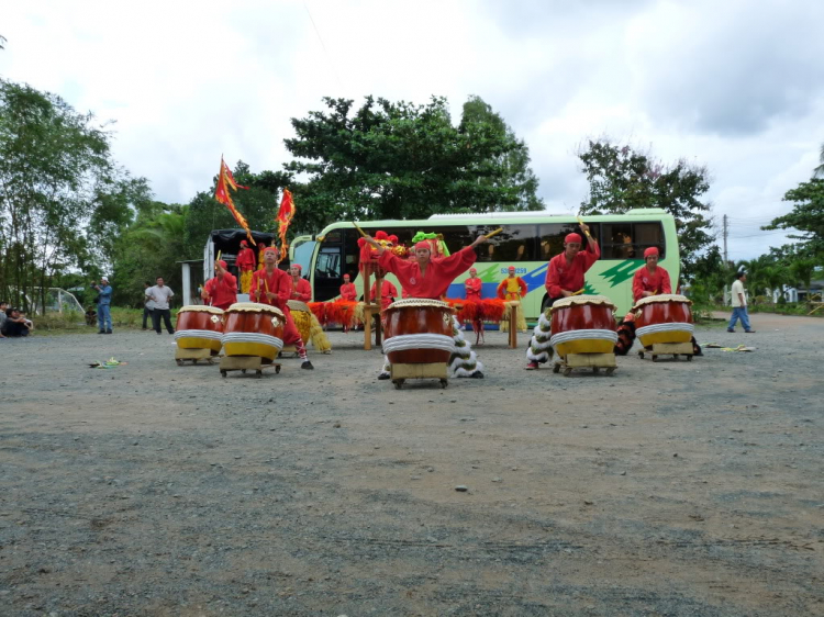 Hình ảnh chuyến CTXH 27/09/2009 Tại Bình Dương