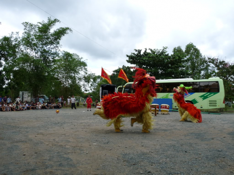 Hình ảnh chuyến CTXH 27/09/2009 Tại Bình Dương