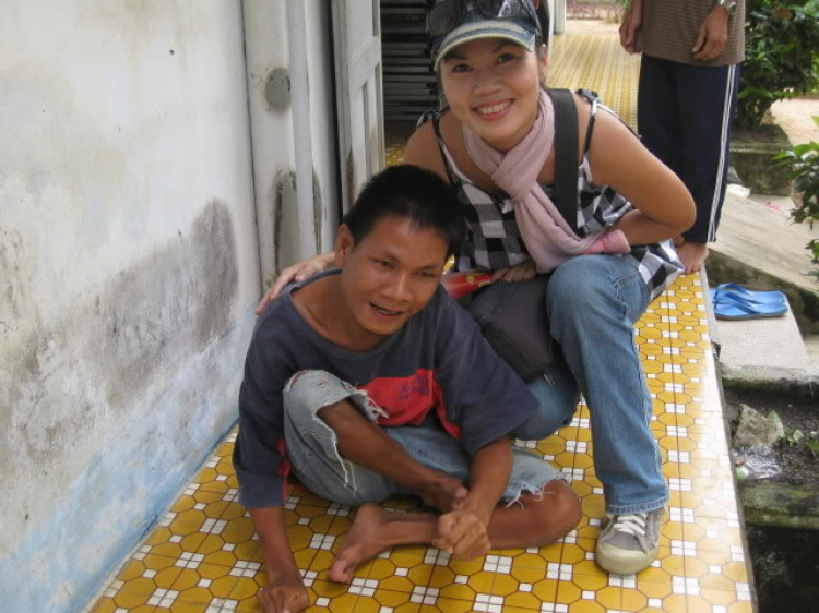 Hình ảnh chuyến CTXH 27/09/2009 Tại Bình Dương