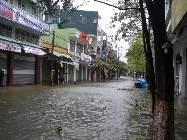 Mời các thành viên OS từ miền Trung vào đây ...
