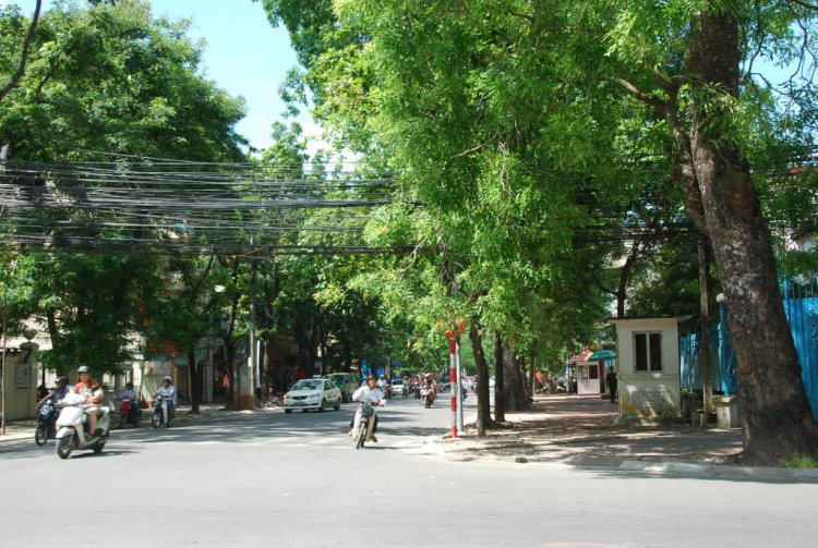 Năm cửa ô đón mừng đoàn quân tiến về! Năm cửa ô đón mừng đoàn quân tiến về!