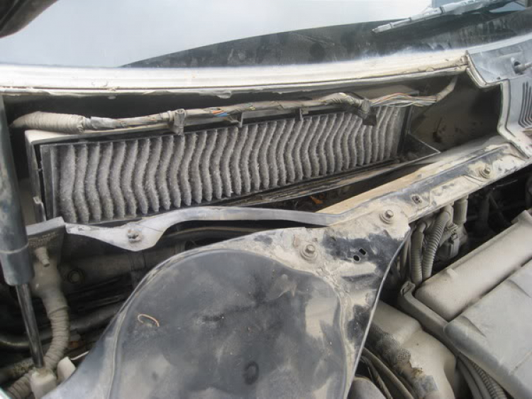 Các bác chỉ giúp em vị trí của các bộ phận trong khoang máy Mondeo Các bác chỉ giúp em vị trí của các bộ phận trong khoang máy Mondeo