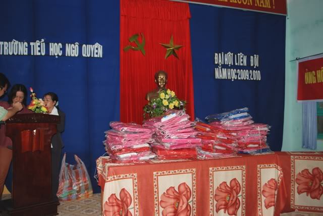 Mời các thành viên OS từ miền Trung vào đây ...
