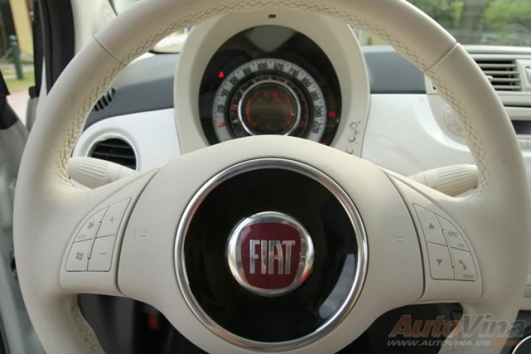 Fiat 500 - 40.000 USD cho tình yêu bao la! Fiat 500 - 40.000 USD cho tình yêu bao la!