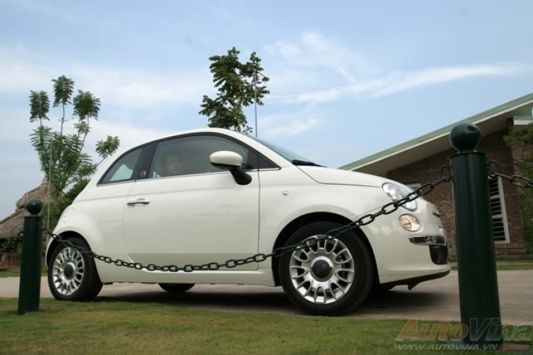 Fiat 500 - 40.000 USD cho tình yêu bao la! Fiat 500 - 40.000 USD cho tình yêu bao la!