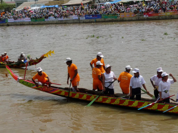 31/10 & 1/11 Đi Xem Lễ Hội Đua Ghe Ngo Tại Sóc Trăng 2009