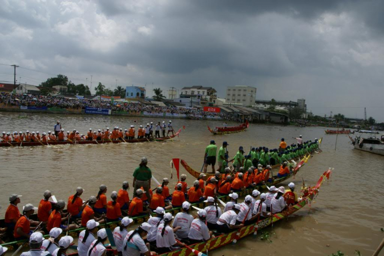 31/10 & 1/11 Đi Xem Lễ Hội Đua Ghe Ngo Tại Sóc Trăng 2009