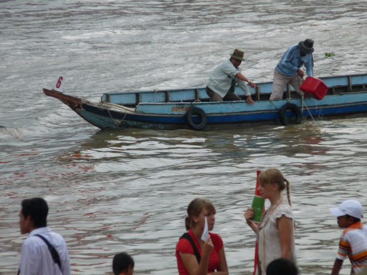 31/10 & 1/11 Đi Xem Lễ Hội Đua Ghe Ngo Tại Sóc Trăng 2009