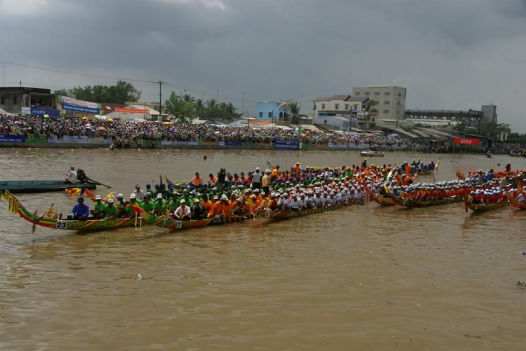 31/10 & 1/11 Đi Xem Lễ Hội Đua Ghe Ngo Tại Sóc Trăng 2009