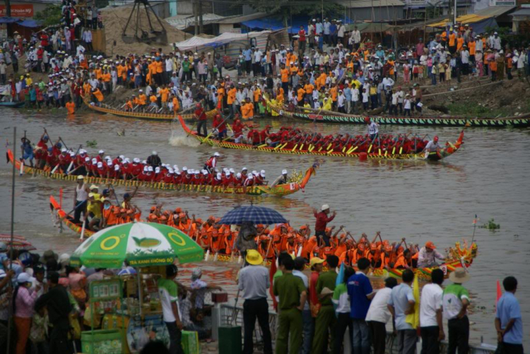 31/10 & 1/11 Đi Xem Lễ Hội Đua Ghe Ngo Tại Sóc Trăng 2009
