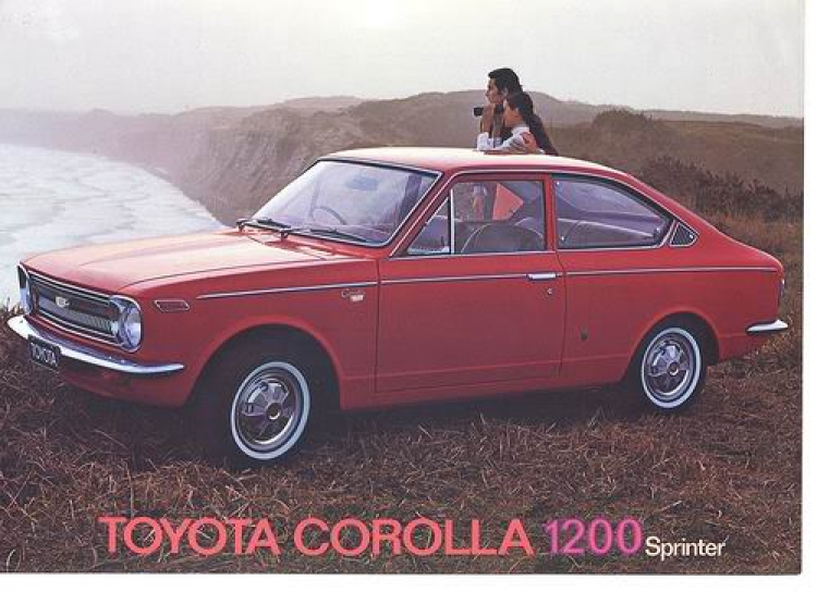 Có bác nào muốn chia tay vợ bé Toyota Sprinter 1968 ko? em sẽ cưới về làm lẽ!