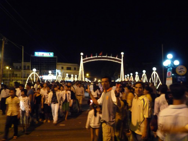 31/10 & 1/11 Đi Xem Lễ Hội Đua Ghe Ngo Tại Sóc Trăng 2009