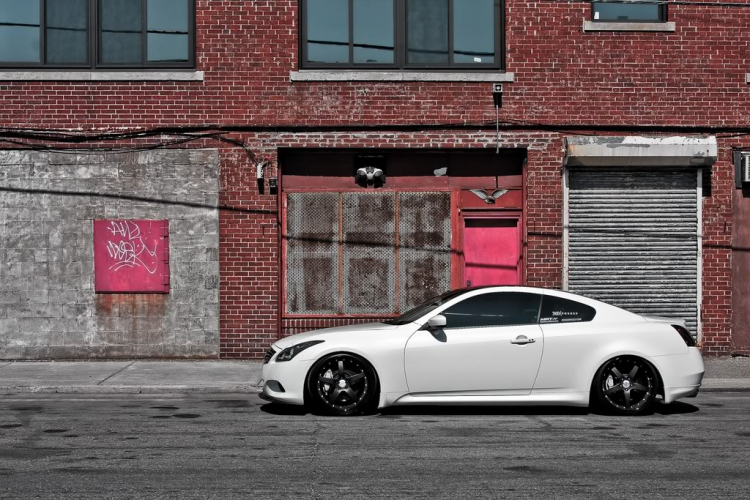 Infinity G37