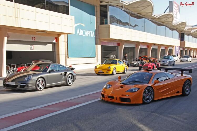 McLaren F1 GTR