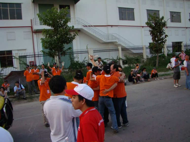 Chúc mừng Xóm Nhà Lá đạt giải nhì chung cuộc Chúc mừng Xóm Nhà Lá đạt giải nhì chung cuộc
