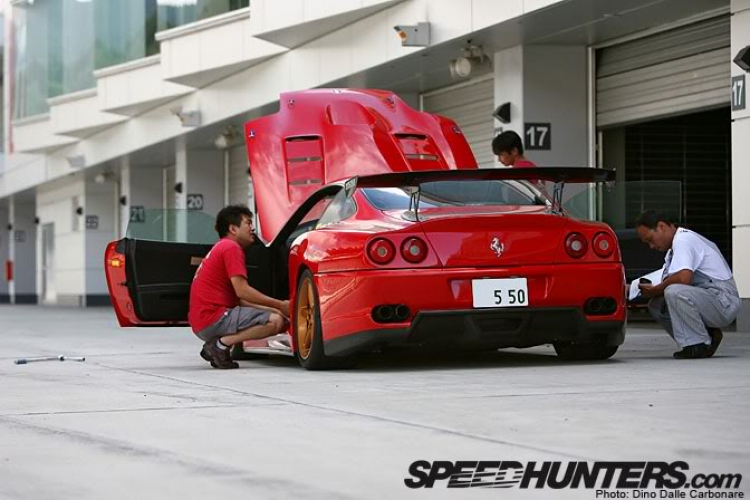 Ferrari 550 Maranello của Garage Saurus bên Nhật