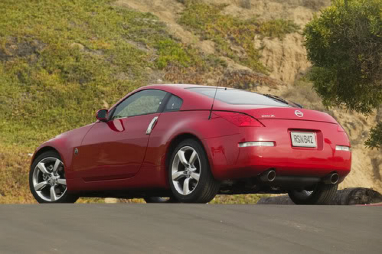 Thông tin cơ bản của Nissan 350z và 370z