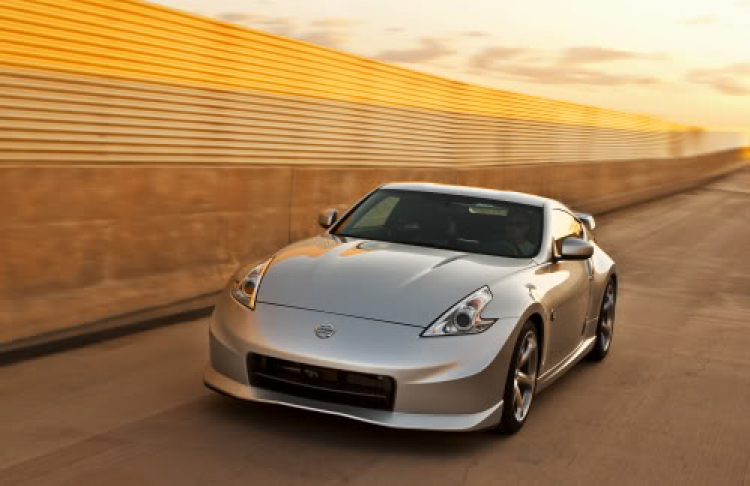 Thông tin cơ bản của Nissan 350z và 370z