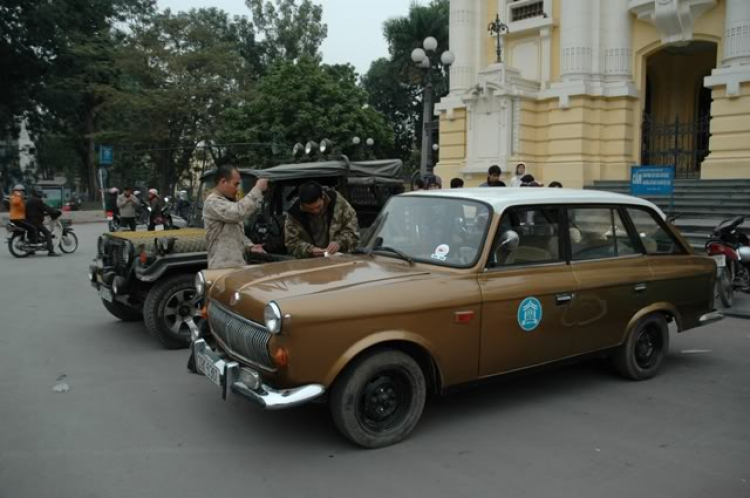 7-11-2009 những thành viên đầu tiên của jeep club HN!