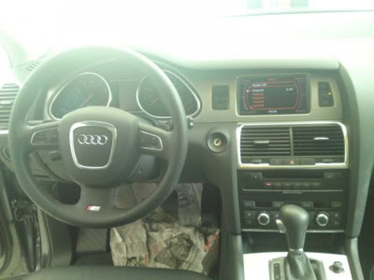 Lidi vợ 2 Audi Q7 3.6 Sline