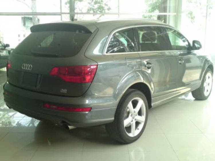 Lidi vợ 2 Audi Q7 3.6 Sline