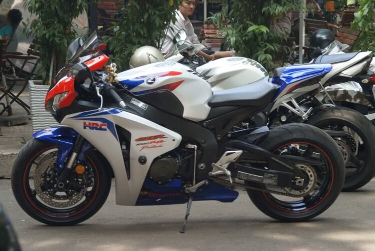 Mua bán - trao đổi  các loại xe 2 bánh .