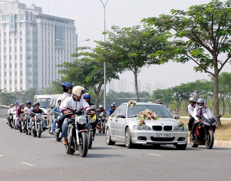 Nơi hẹn hò ăn chơi của BIMMER.