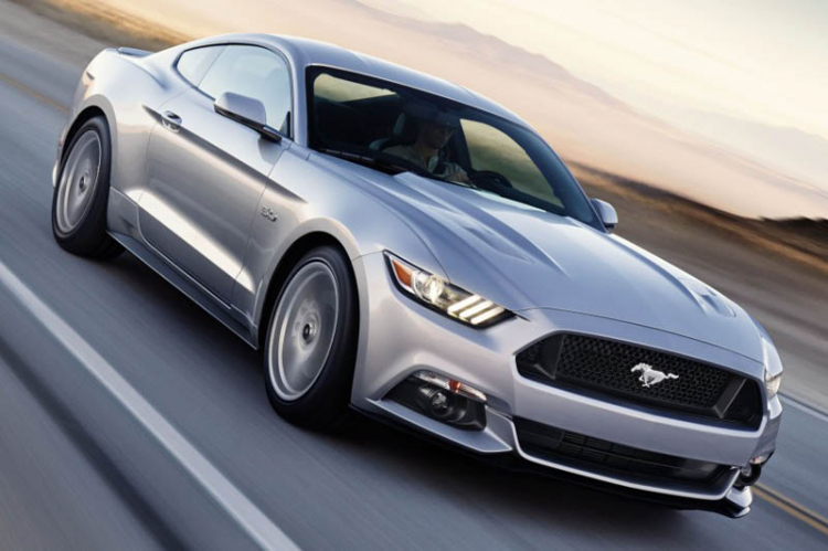 Ford công bố chi tiết động cơ Mustang 2015